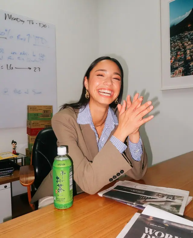 A member of the Get Hands team